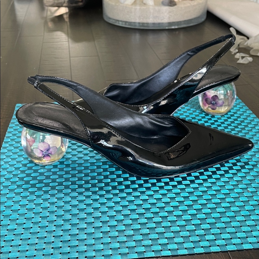 EUC - SHE IS CHEVAL Chic Black Slingback Kitten Heel with Floral Accent